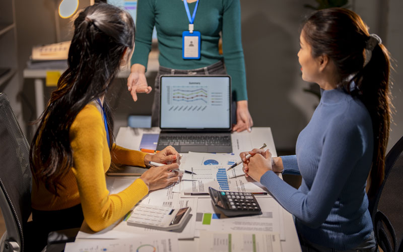 Payroll & HR Accounting